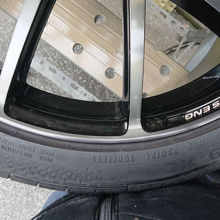 RAYSホイール 施工後