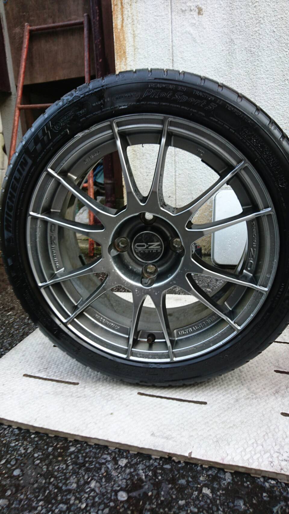 OZレーシング ホイール 施工前