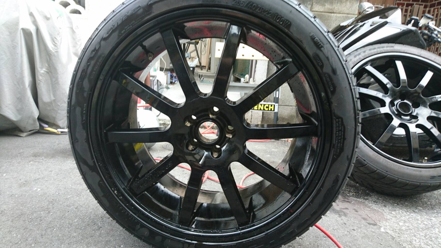 22インチホイール 2本 修理前