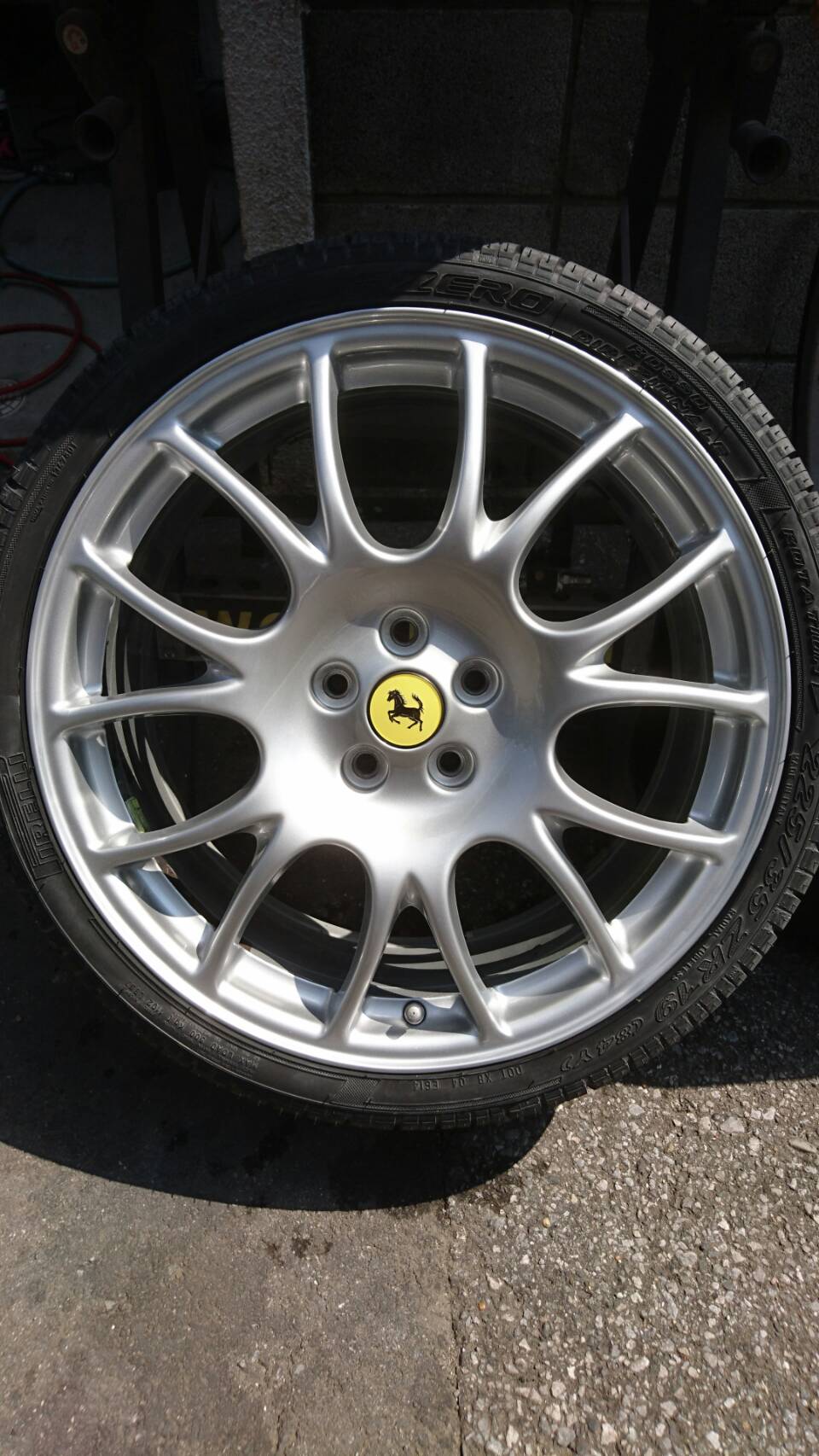 フェラーリホイールリペア 施工後