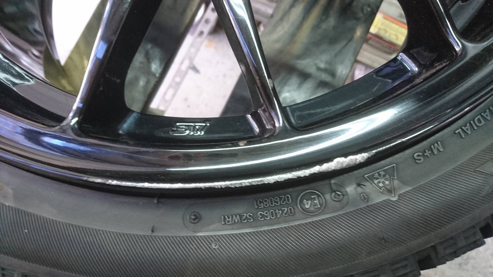 STi ホイールリペア 施工前