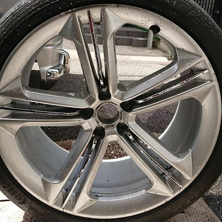 アウディS8 ホイールリペア 施工前