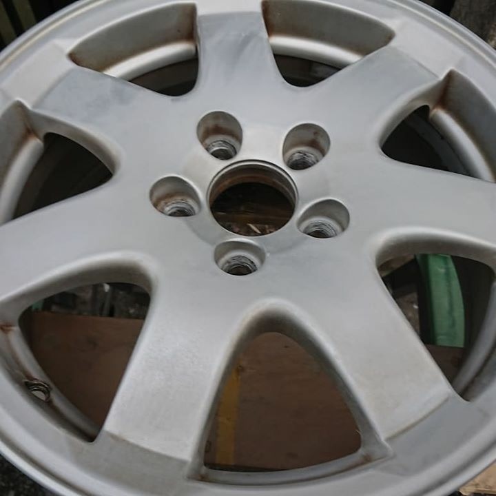 ボルボ 純正ホイール 施工前