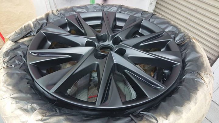 マツダ マットブラックカラーチェンジ 施工中
