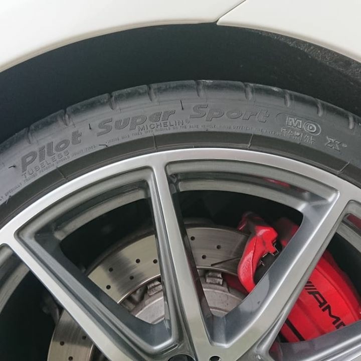メルセデスベンツGTS ホイール2本リペア 施工後