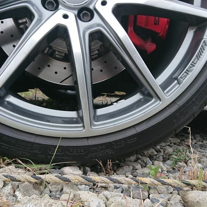 メルセデスベンツGTS ホイール2本リペア 施工後