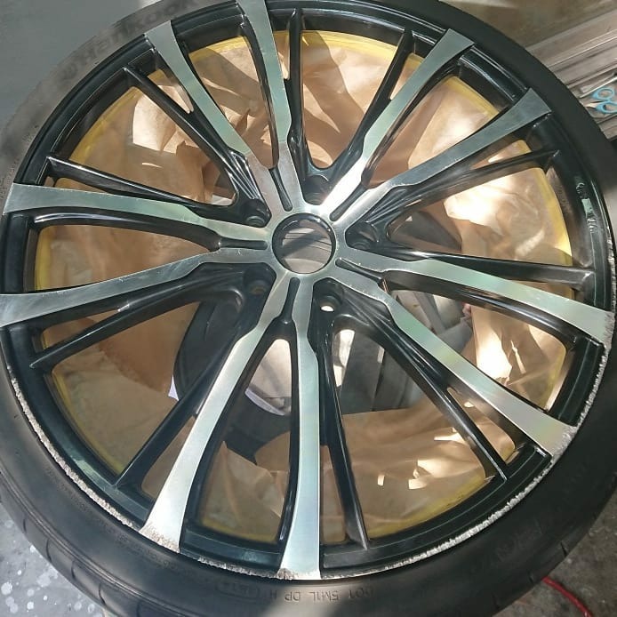 ダイヤカットホイール 施工前