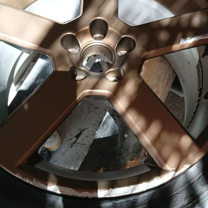 ボルボV70 ホイールリペア 施工前