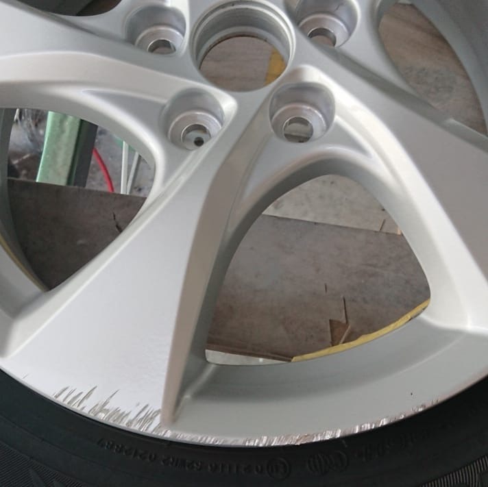 C-HR ホイールリペア 施工前