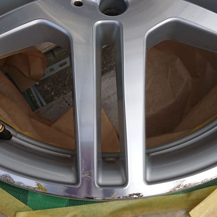 AMGダイヤモンドカットホイール4本リペア 施工前