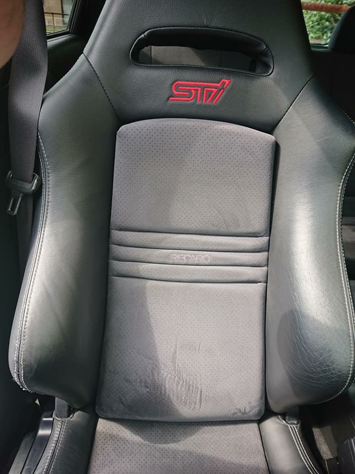 STi シートリペア 施工後