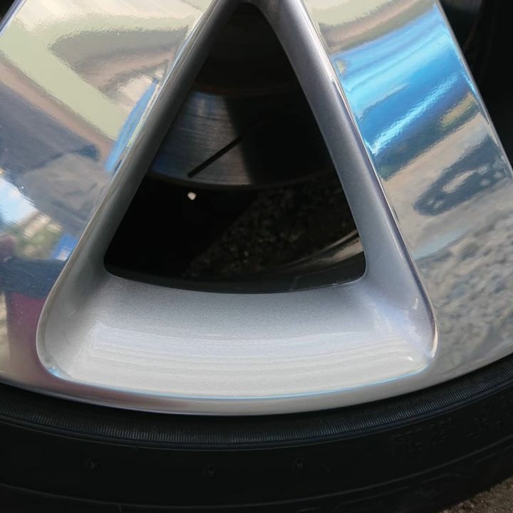 クライスラー300 ホイールリペア 施工後