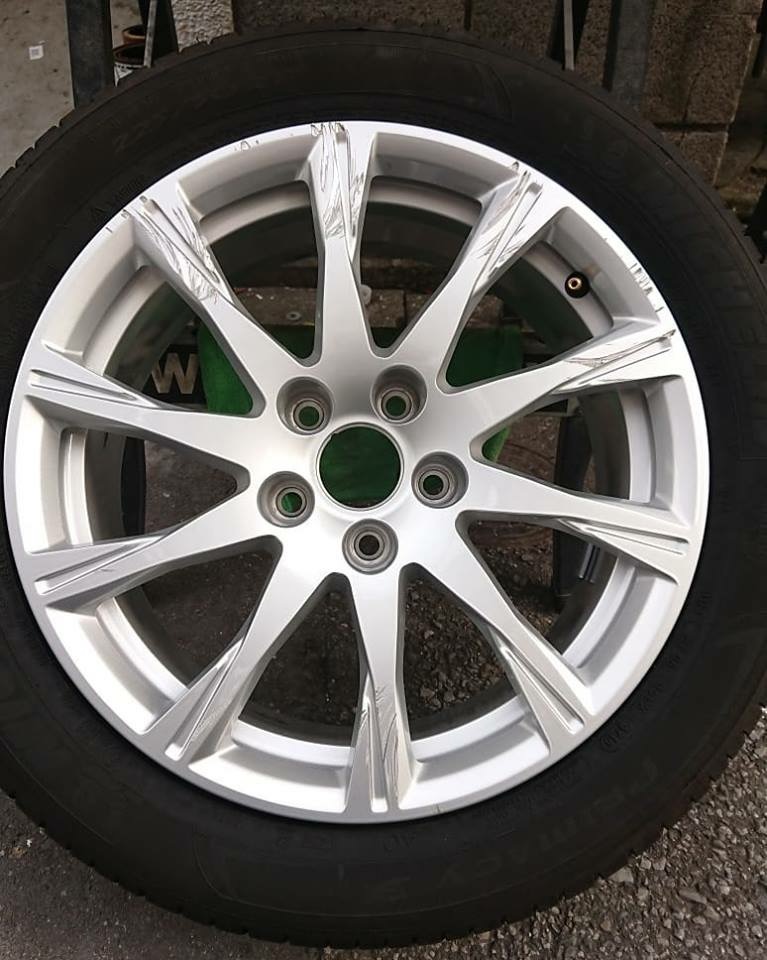 アウディ純正ホイールリペア 施工前