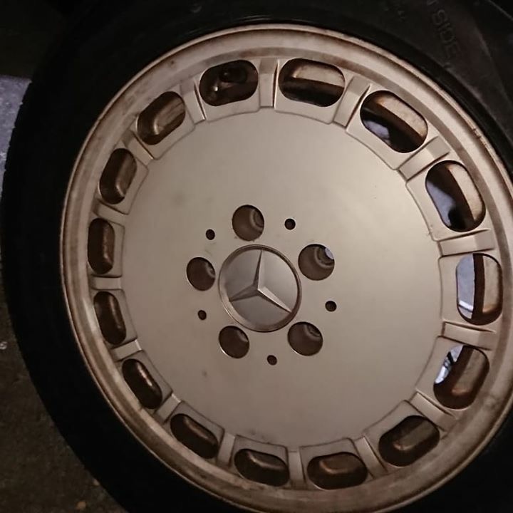 メルセデスベンツ純正ホイール 4本リペア 施工前