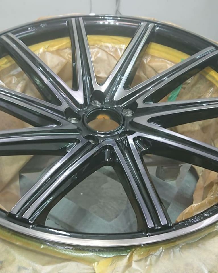 クラブリネア ホイール 施工後