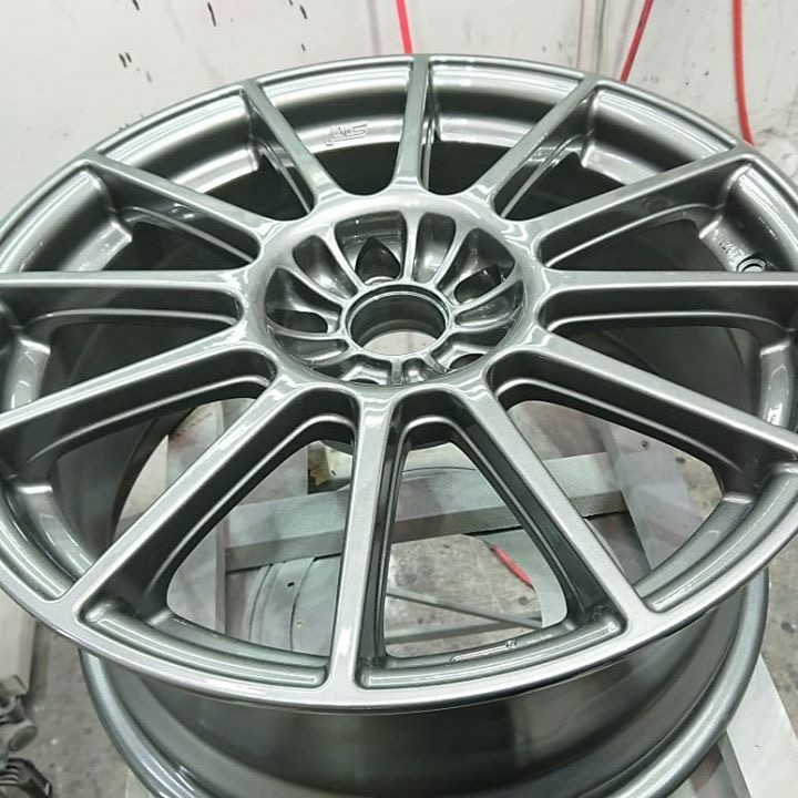 スバル純正ホイール4本リペア 施工後