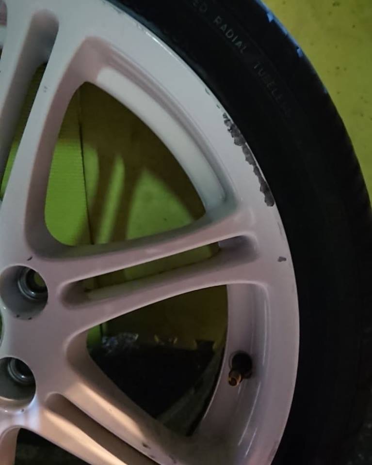 ホンダ純正ホイール カラーチェンジ 施工前