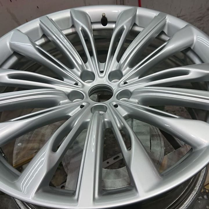 BMW カラーチェンジ 施工後