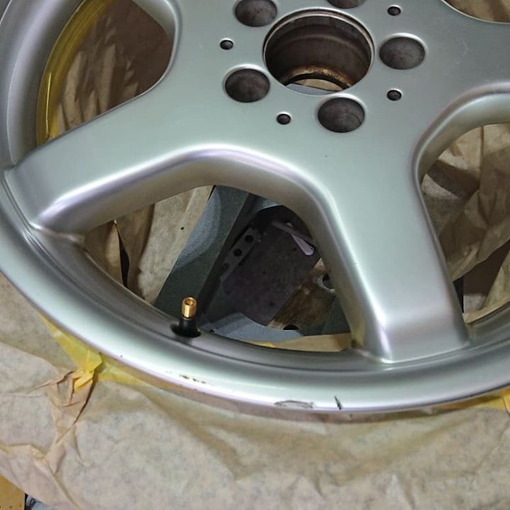AMG ハイパーシルバーホイール 施工前