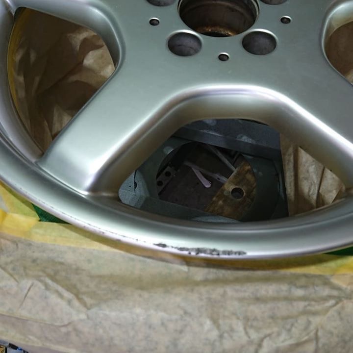 AMG ハイパーシルバーホイール 施工前