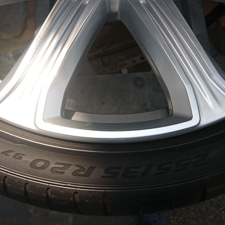 ボルボホイール 施工後