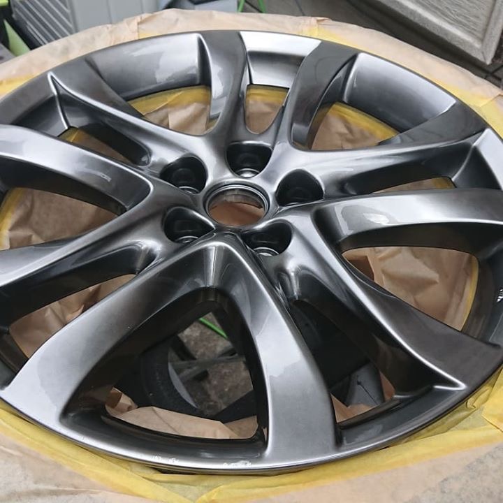 マツダ純正ホイールリペア 施工前