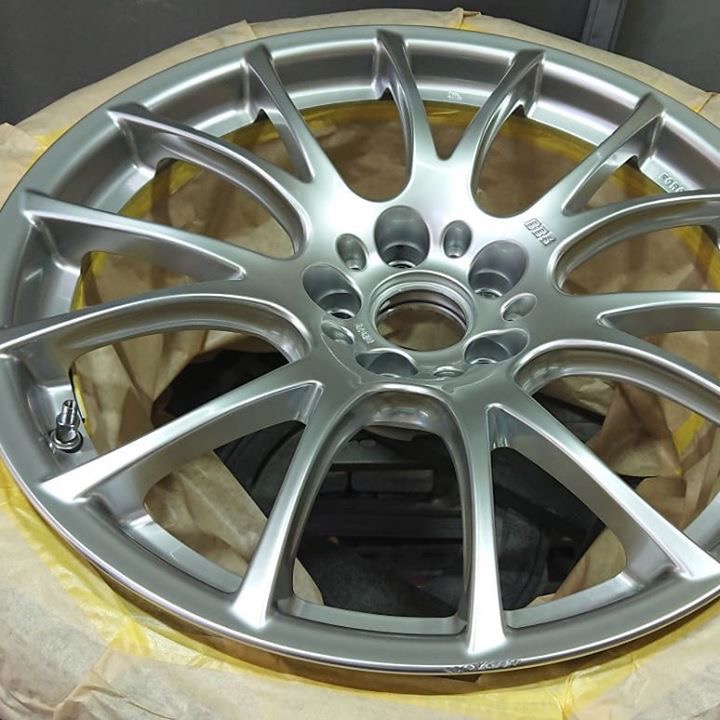 BBSハイパーシルバーホイール 施工前