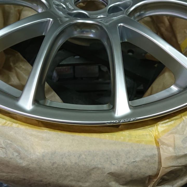 BBSハイパーシルバーホイール 施工前